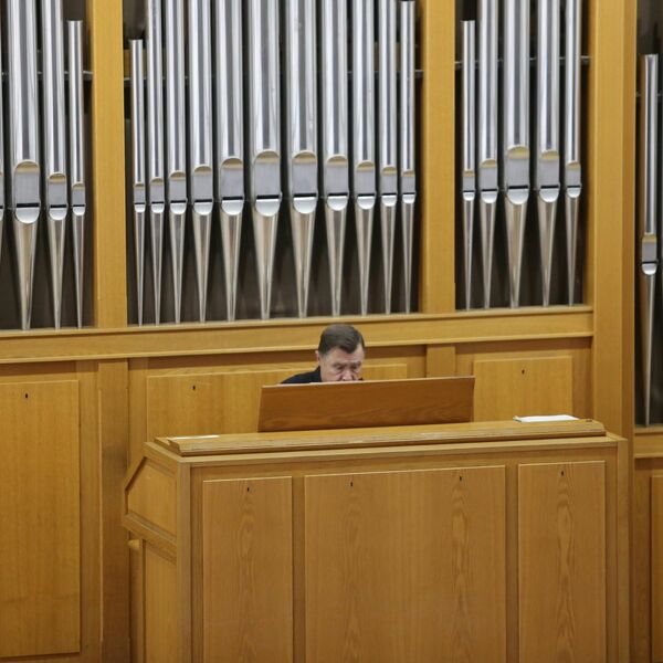 Час органной музыки