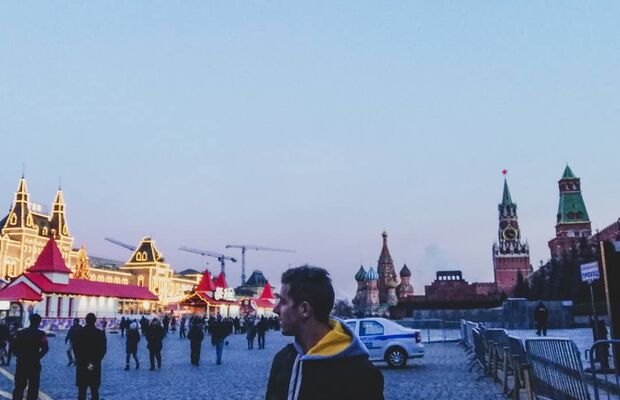 Фото исполнителя