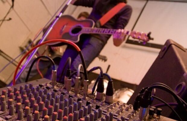 Жизнь под Флагом Amster-Dam