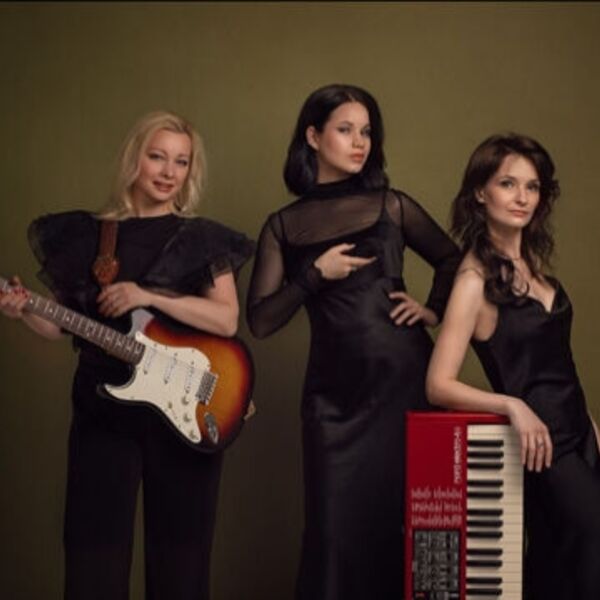 Soul Sisters. Lena Shery & Алена Компанец & Ксения Федулова