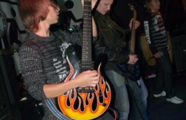 Выступления (клубы, концерты и т.д)