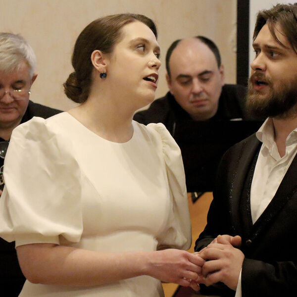 Музы не молчали