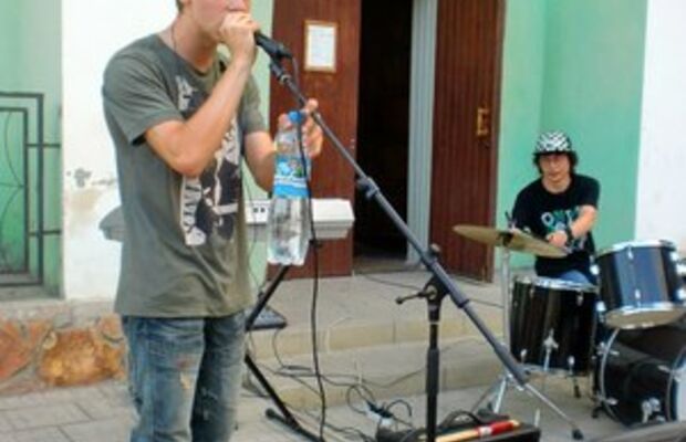 Тусовка на Хлебной базе