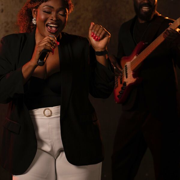 Винтажный джаз на панорамной крыше при свечах с джазовой звездой Джиа и Алгоритм бэнд!