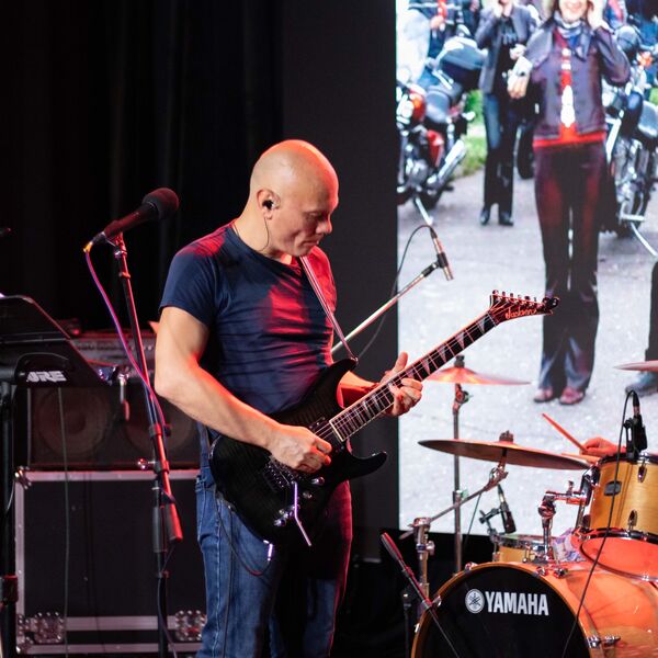 Новый предмет. Песни о любви