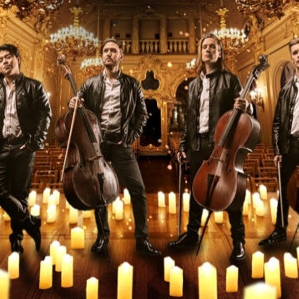 Мировые рок-хиты на виолончелях при свечах