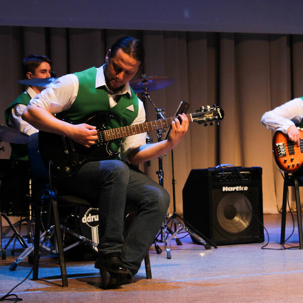 Встреча поколений в джазе