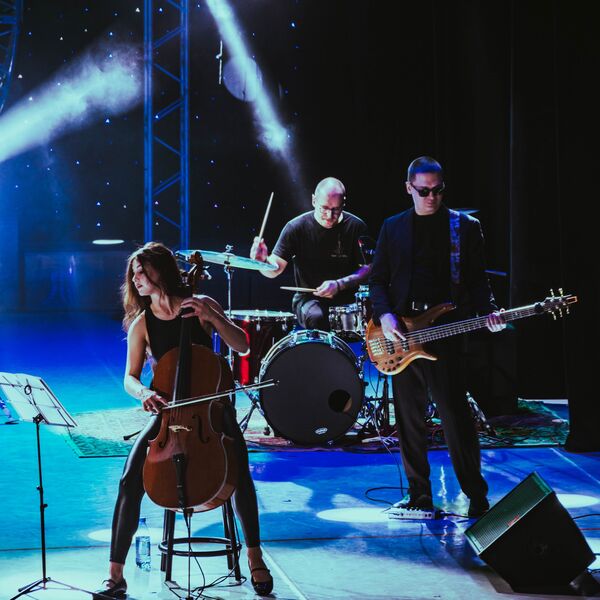 The Astra. От классики до рока