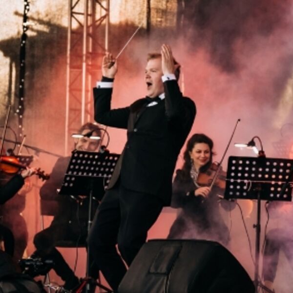 Рок хиты с симфоническим оркестром