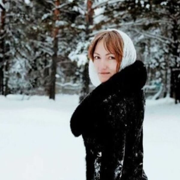 Елена Менгалова с авторским концертом «Будем жить»