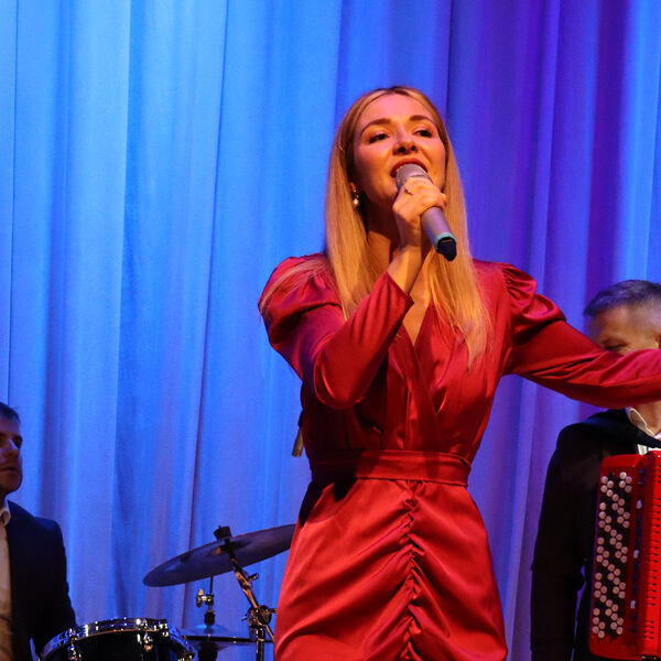 Служу Отечеству