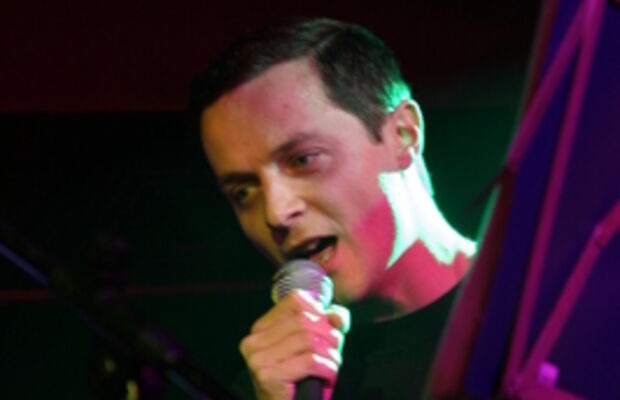 30/10/2004 “TOTALLY UNDRUGGED II” Live in OLYMPISKY 