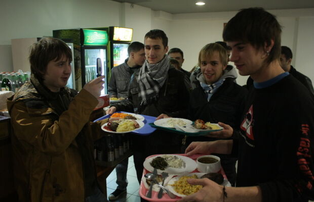 тур в поддержку дебютного альбома "Ракетой" 2010г.