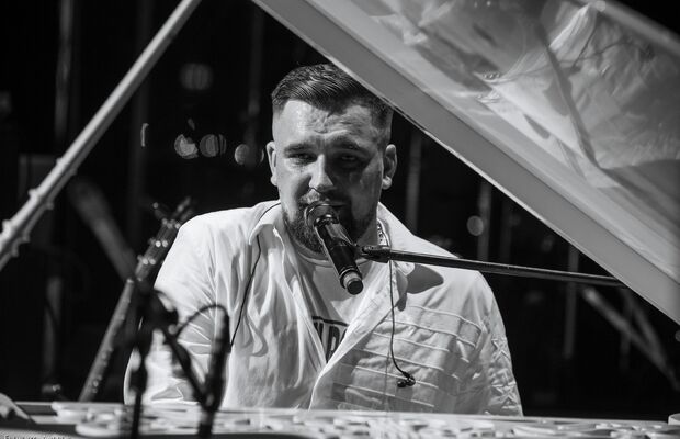 Баста в Ледовом