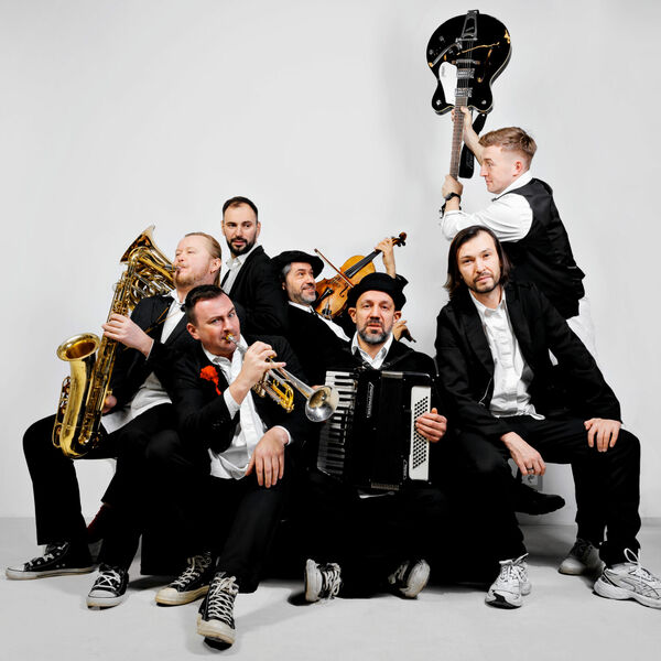 Acid Hasid. Новый год в стиле Кустурицы