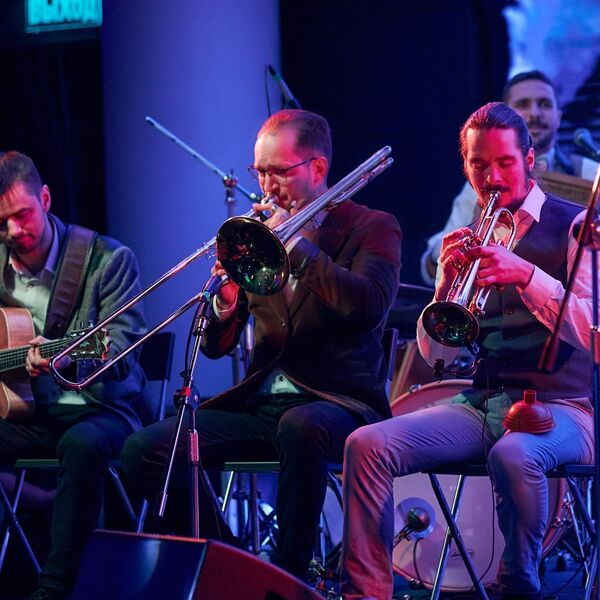 Kichin’ Jass Orchestra. Новоорлеанский джаз