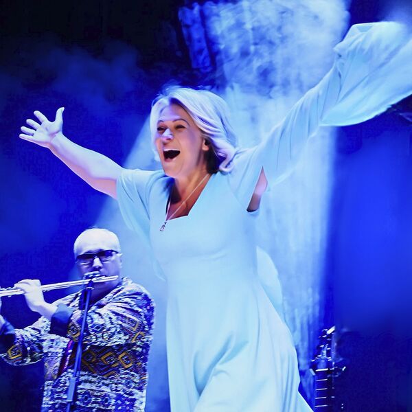 Живой концерт: Антон и Виктория Макарские