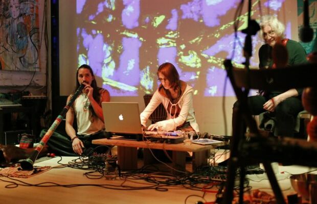 Змеирадуга в клубе Орион