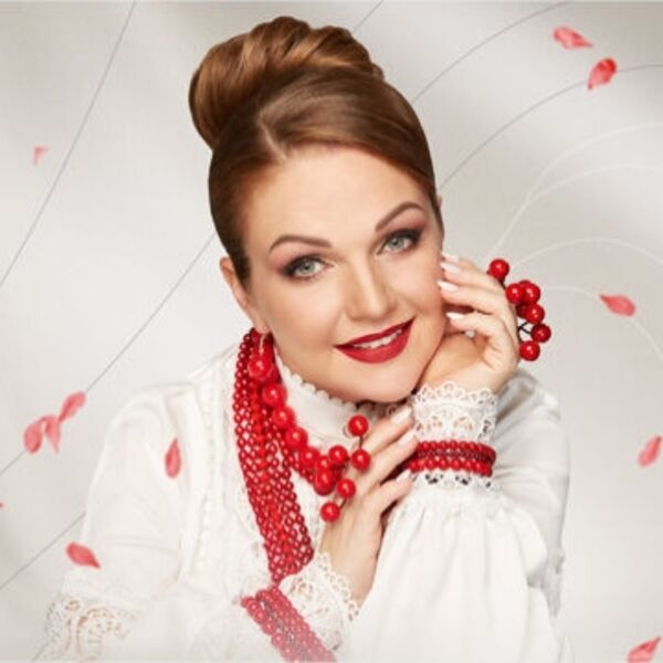 Сольный концерт заслуженной артистки России Марины Девятовой