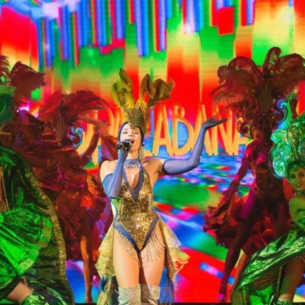 Новогодний «Чаплин Руж»