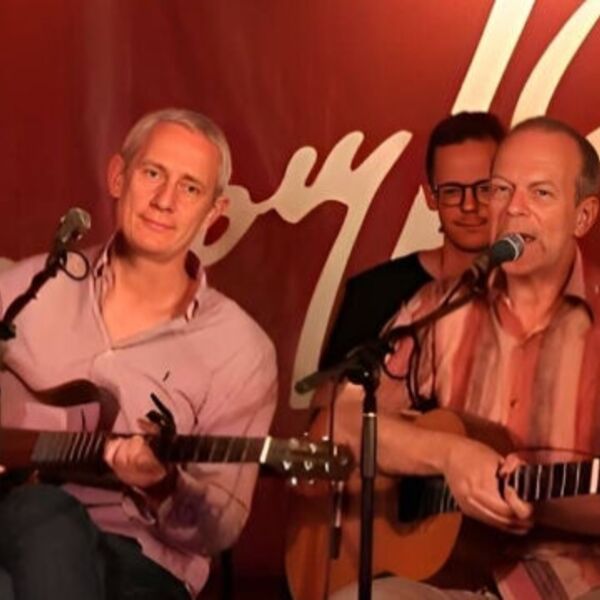 Концерт Дмитрия Петрова «Полиглот-меломан»