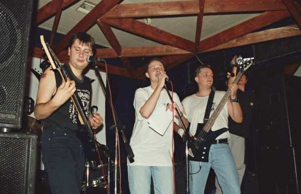 11/08/2000   “UNDRUGGED in Moscow” Live in HOLSTEN 