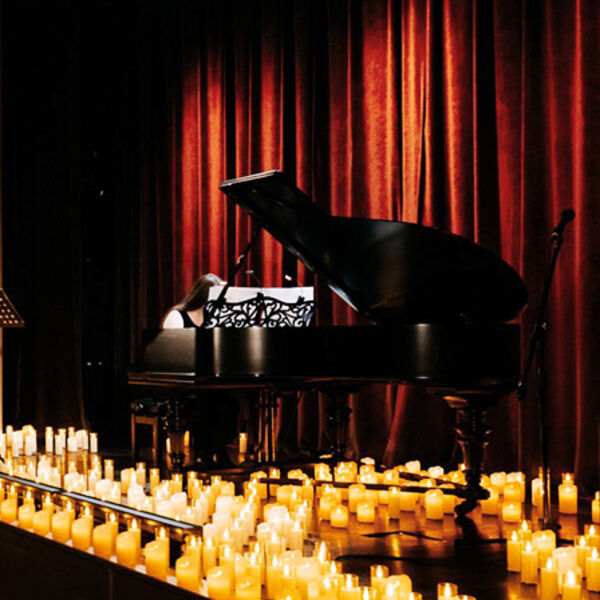 Людовико Эйнауди: Неоклассика при свечах