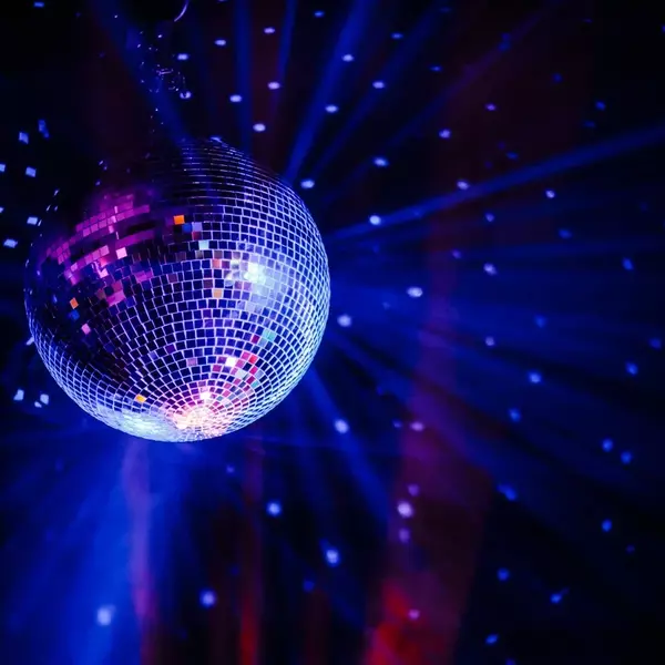 Золотые хиты 80–90-х на корабле