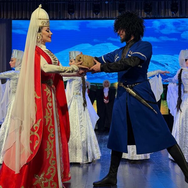 В вихре танца и музыки