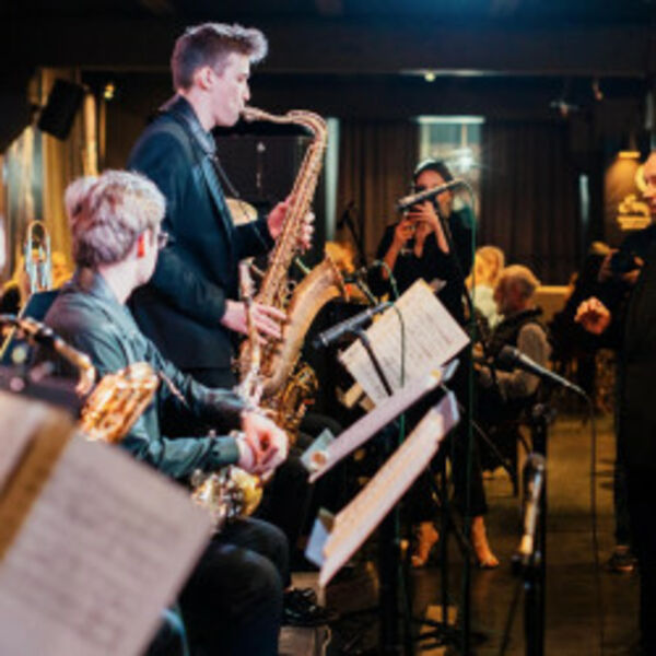 Молодежный биг-бенд Виталия Владимирова  Латина-джаз