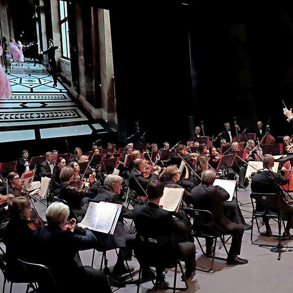 Новогодний вальс-гала