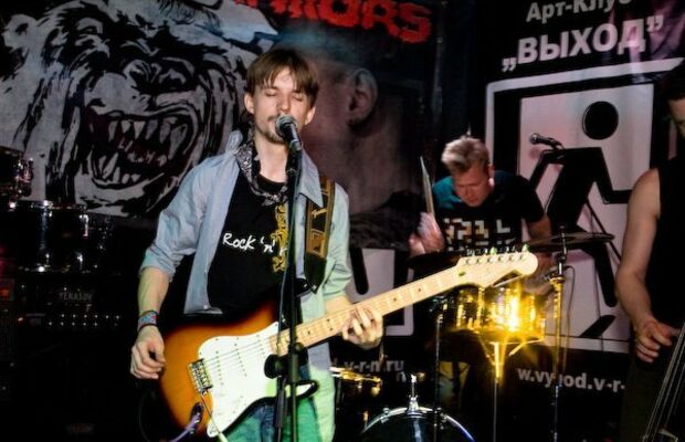 2 мая 2009 Концерт The Meantraitors  автор фото Александр Закурдаев